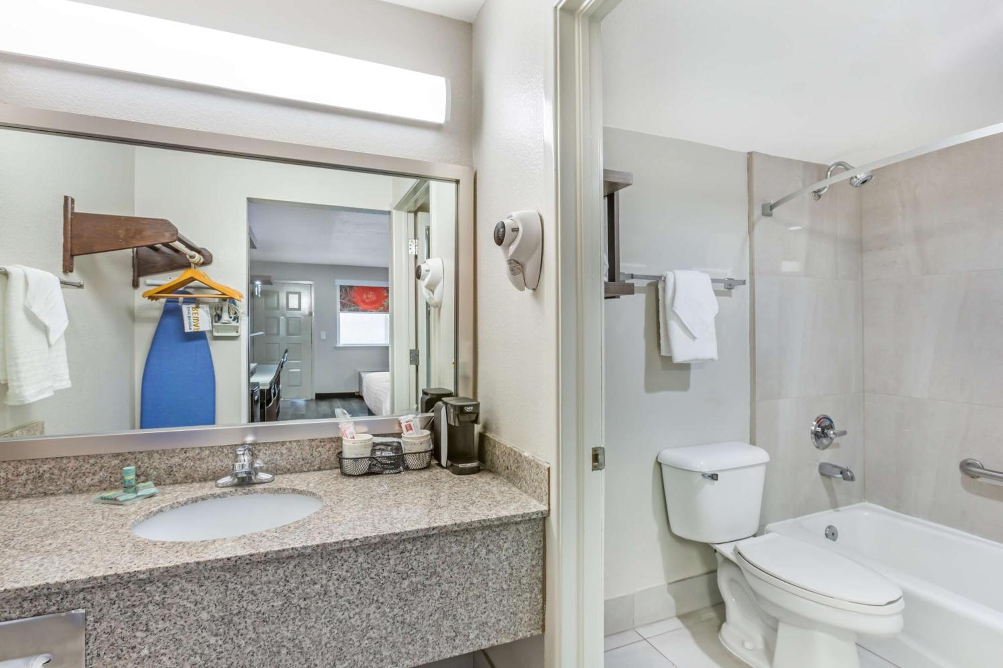Best Western Sunland Park Inn El Paso Exterior photo