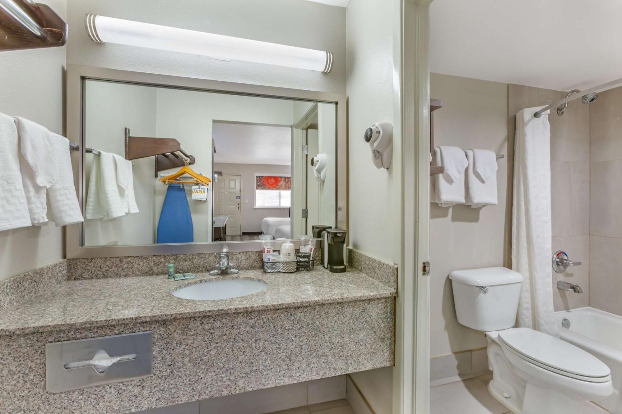 Best Western Sunland Park Inn El Paso Exterior photo