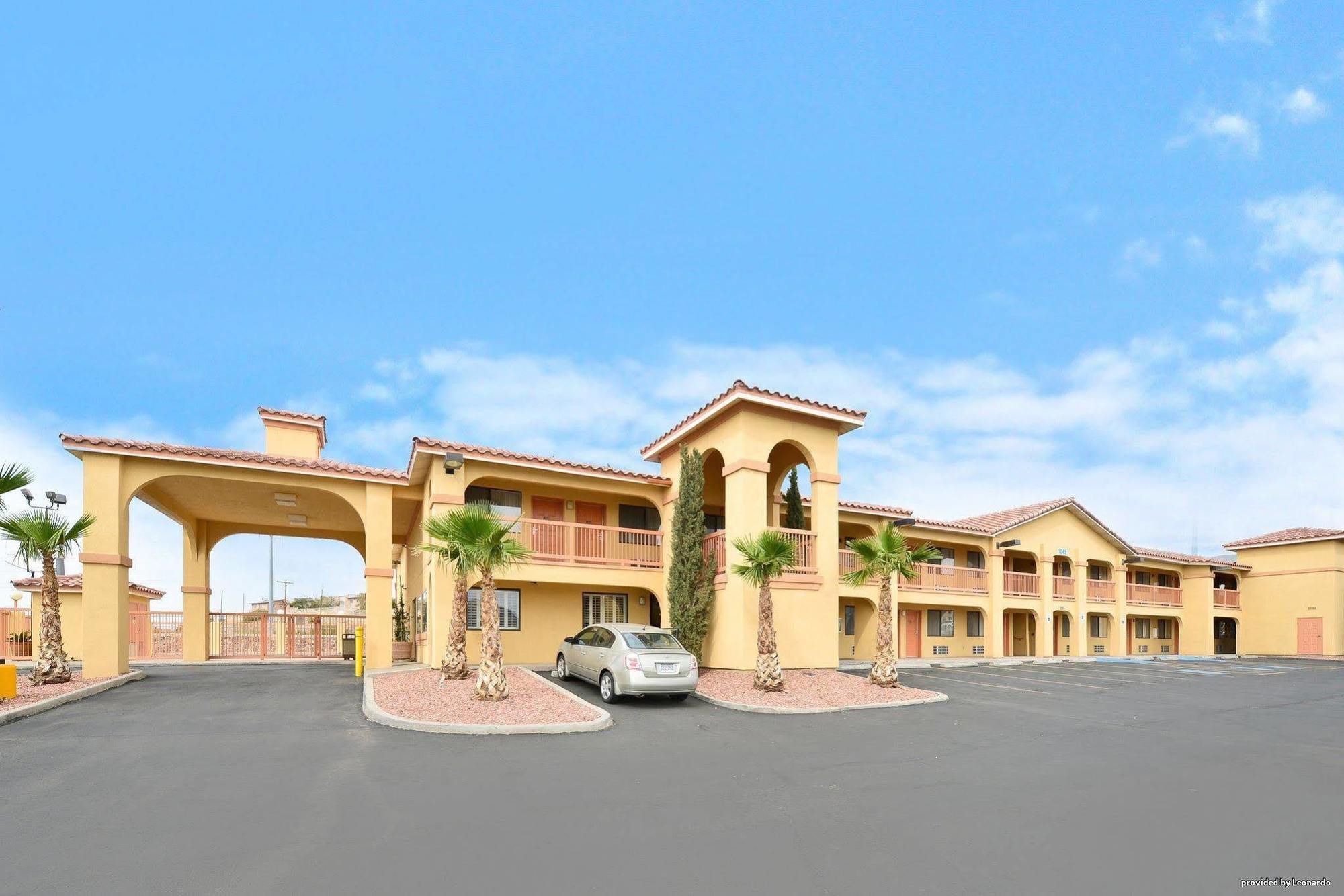 Best Western Sunland Park Inn El Paso Exterior photo